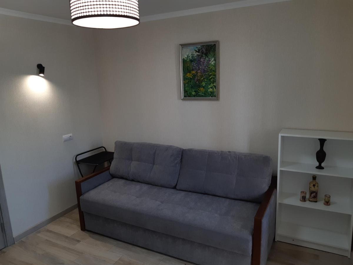 Apartment Near Stadio Metalist คาร์คิฟ ภายนอก รูปภาพ