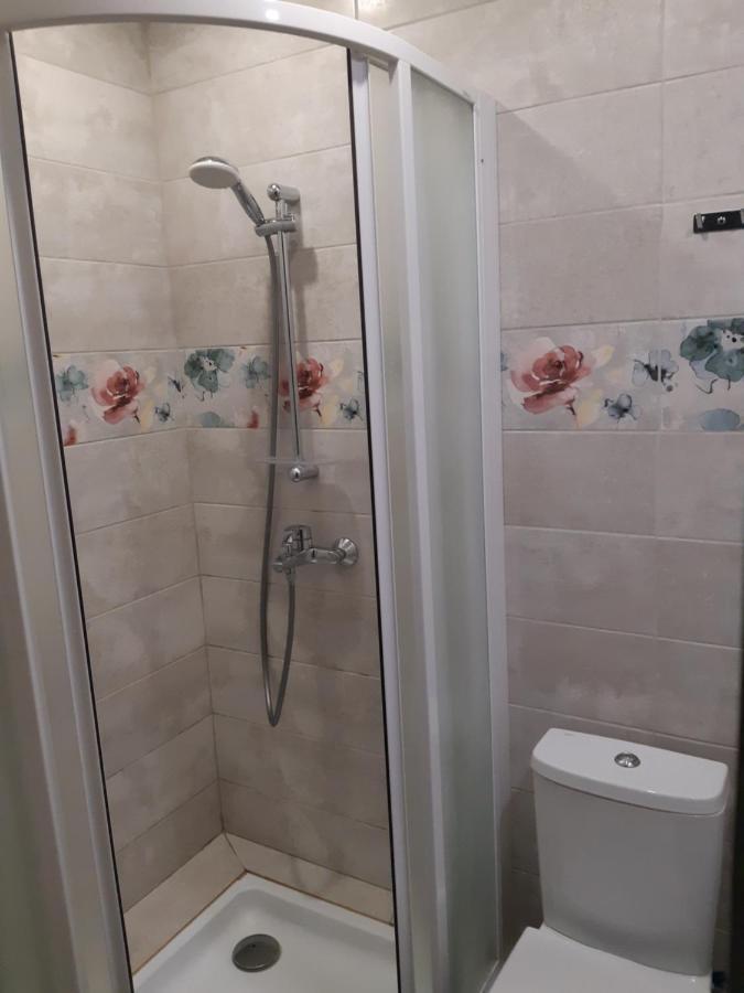 Apartment Near Stadio Metalist คาร์คิฟ ภายนอก รูปภาพ